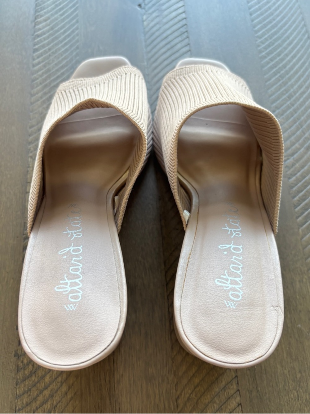 Altar’d State Tan Mule Knit Slides. Size 9 - Picture 6 of 6